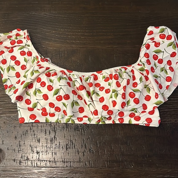 Cherry off the shoulder Bikini - Picture 2 of 8